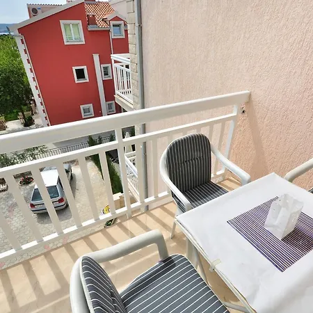 Apartment House Jerko Kastela Exterior photo
